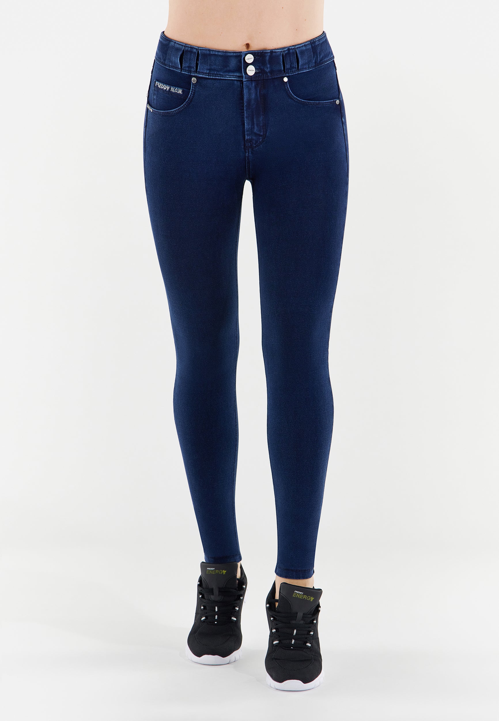 N.O.W.® kalhoty s denimovým efektem – slim fit střih se zúženými nohavicemi v džínové modré, modrý šev