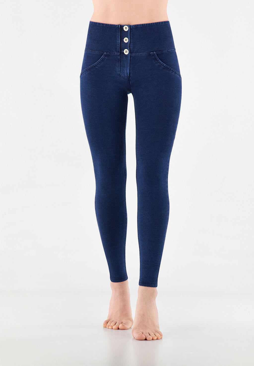 Freddy kalhoty WR.UP ® v džínově tmavě modré barvě, modré švy, vysoký pas, superskinny střih, 7/8 délka, denim žerzej